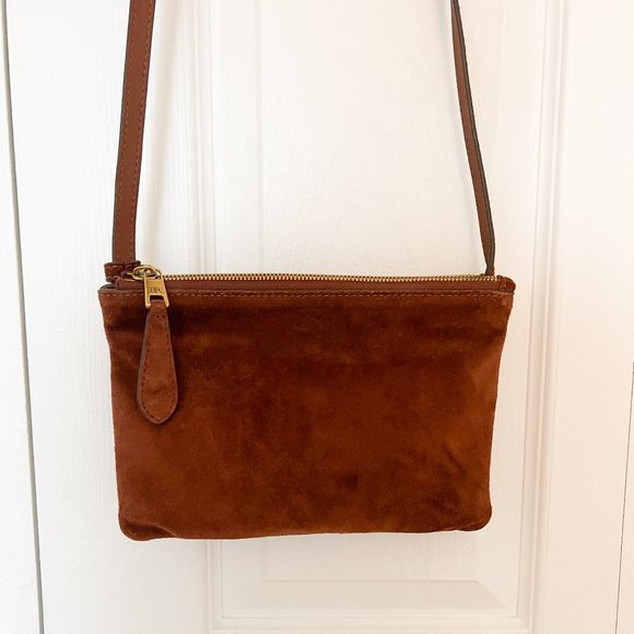 ✨ NWT ✨ - Banana Republic - Suede Bag with adjustable strap - Picture 1 of 15